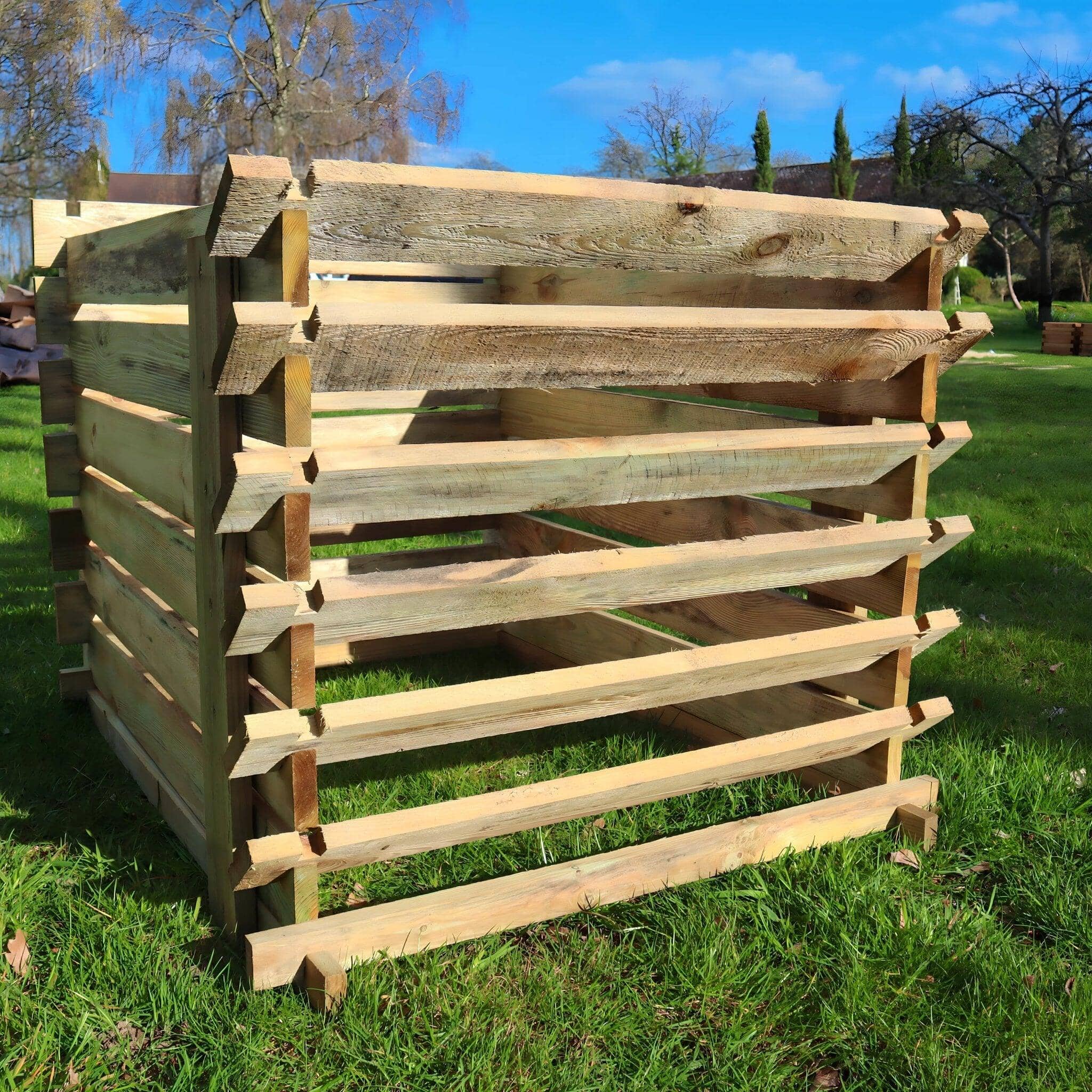 897 Litre Easy Fill Wooden Compost Bin – Extra Large Pressure-Treated Pine