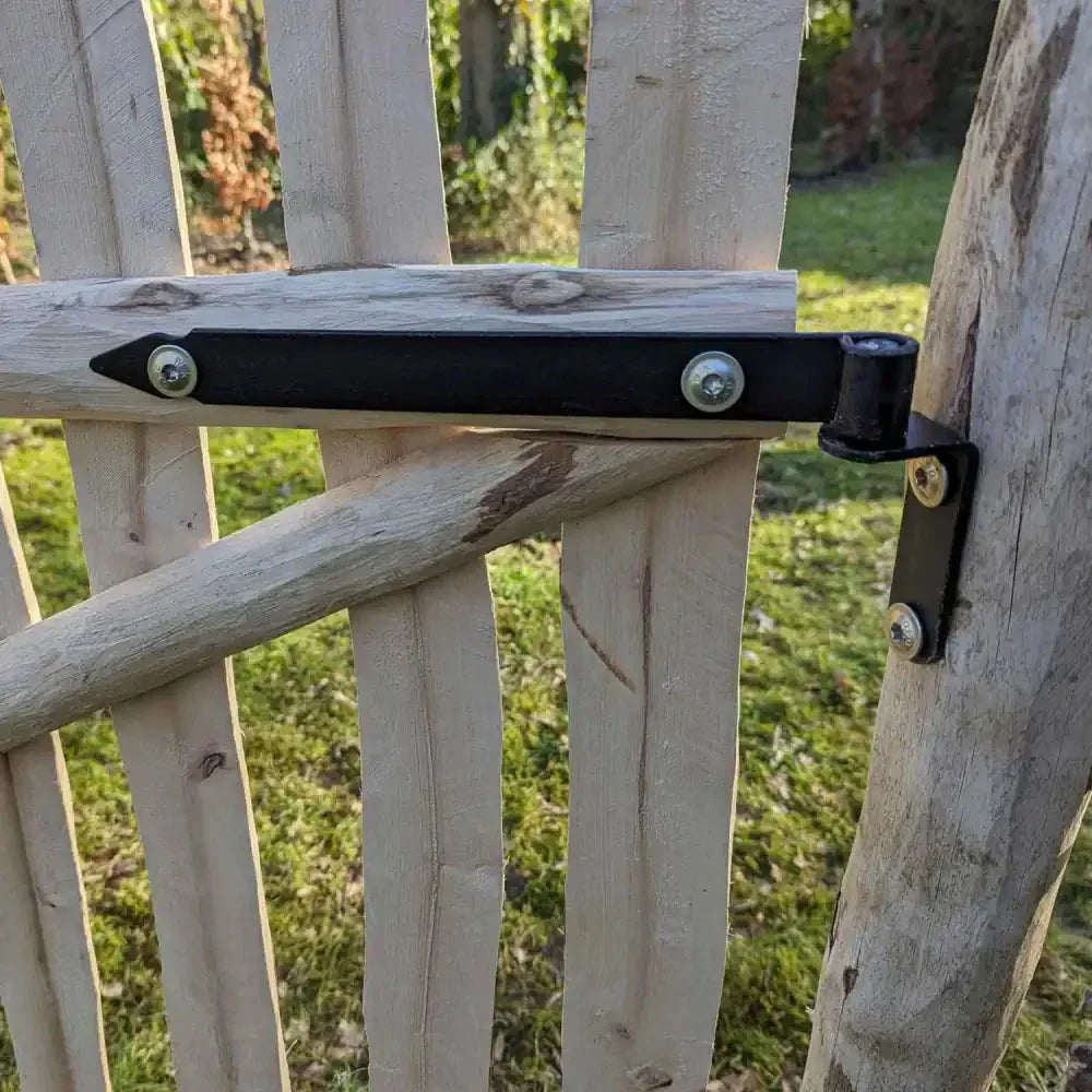 1.2m Chestnut Picket Garden Gate – Rustic Split Hazel with Hinges